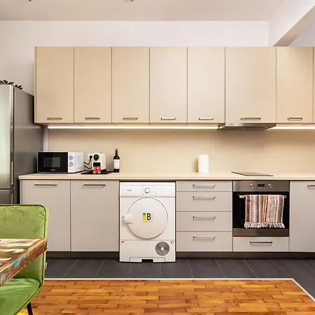 Hebros Park Next To Kapana 2br Apartamento *
