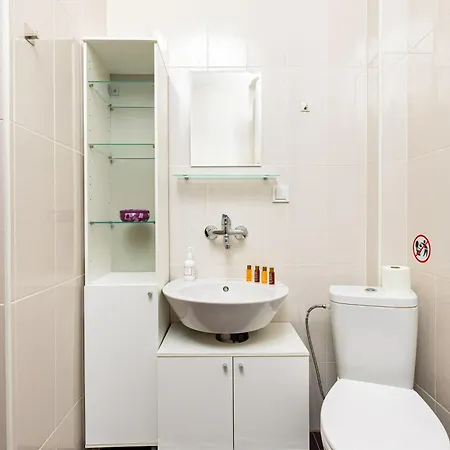 Hebros Park Next To Kapana 2br * プロヴディフ