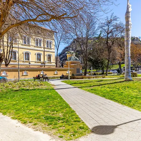 Daire Hebros Park Next To Kapana 2br *