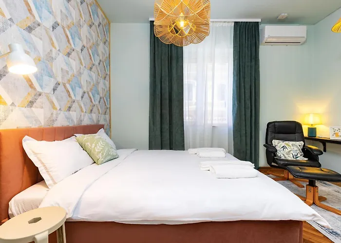 Hebros Park Next To Kapana 2br Διαμέρισμα